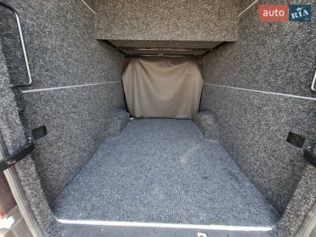 Белый Фольксваген Крафтер, объемом двигателя 1.97 л и пробегом 230 тыс. км за 34900 $, фото 37 на Automoto.ua