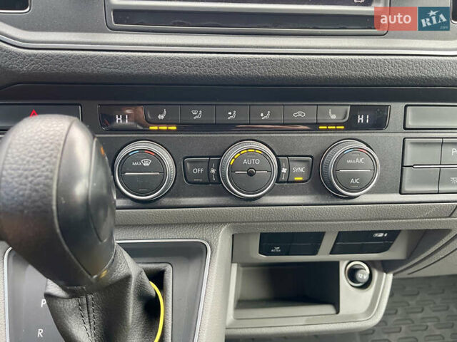 Фольксваген Крафтер 2019 в Житомире на Automoto.ua Белый Фольксваген Крафтер, объемом двигателя 0 л и пробегом 100 тыс. км за 18700 $, фото 9 на Automoto.ua