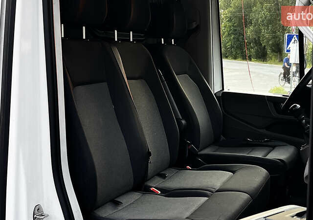 Белый Фольксваген Крафтер, объемом двигателя 1.97 л и пробегом 306 тыс. км за 22000 $, фото 21 на Automoto.ua