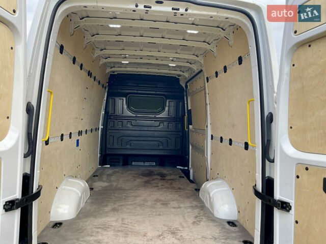 Фольксваген Крафтер 2019 в Житомире на Automoto.ua Белый Фольксваген Крафтер, объемом двигателя 0 л и пробегом 100 тыс. км за 18700 $, фото 5 на Automoto.ua