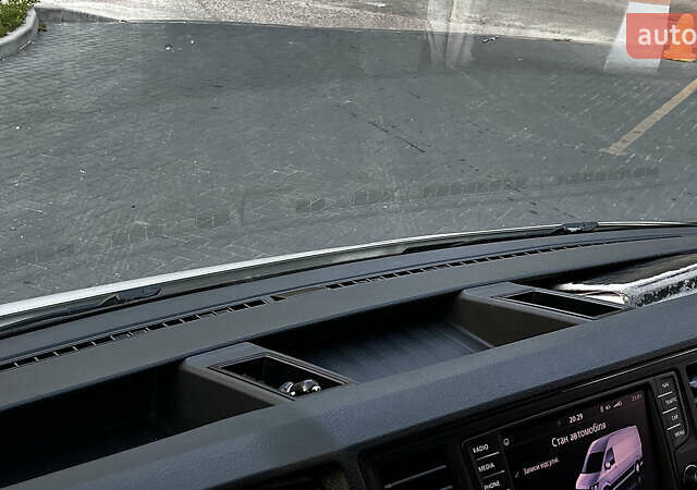 Белый Фольксваген Крафтер, объемом двигателя 1.97 л и пробегом 306 тыс. км за 22000 $, фото 25 на Automoto.ua