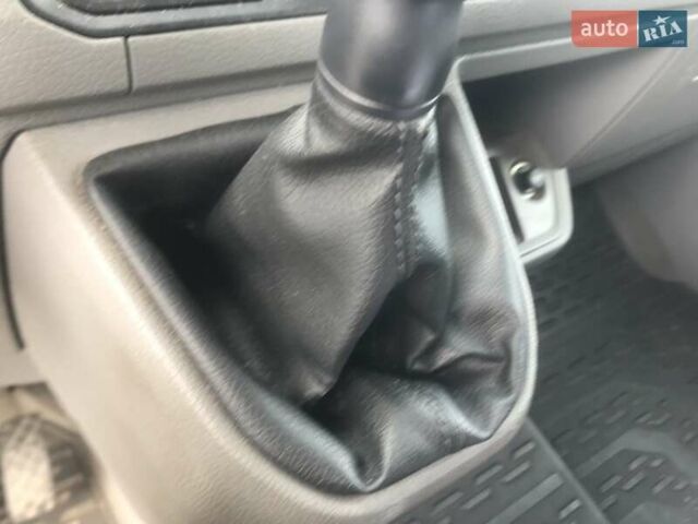 Білий Фольксваген Крафтєр, об'ємом двигуна 2 л та пробігом 290 тис. км за 20500 $, фото 69 на Automoto.ua