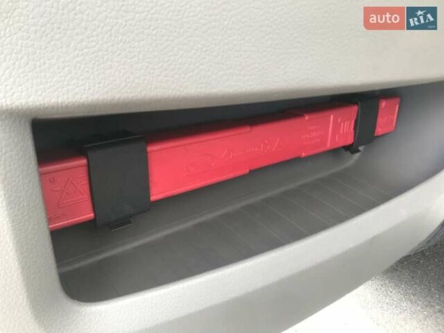 Білий Фольксваген Крафтєр, об'ємом двигуна 2 л та пробігом 290 тис. км за 20500 $, фото 48 на Automoto.ua