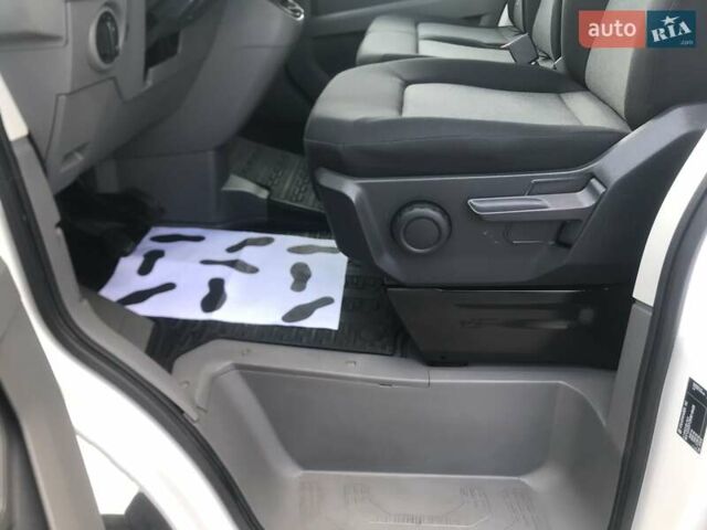 Білий Фольксваген Крафтєр, об'ємом двигуна 2 л та пробігом 290 тис. км за 20500 $, фото 42 на Automoto.ua