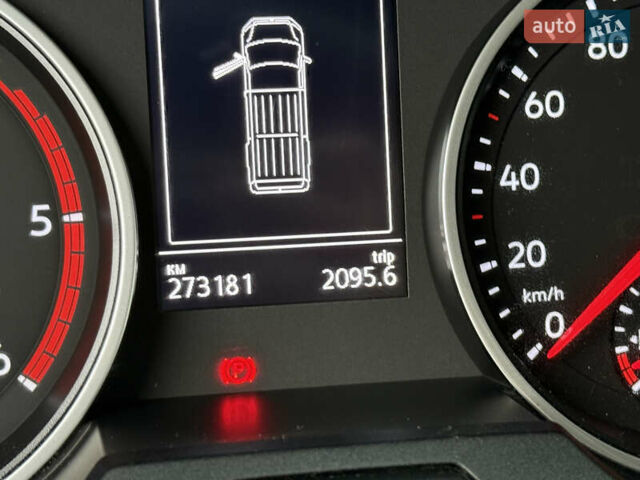 Білий Фольксваген Крафтєр, об'ємом двигуна 2 л та пробігом 273 тис. км за 19950 $, фото 21 на Automoto.ua