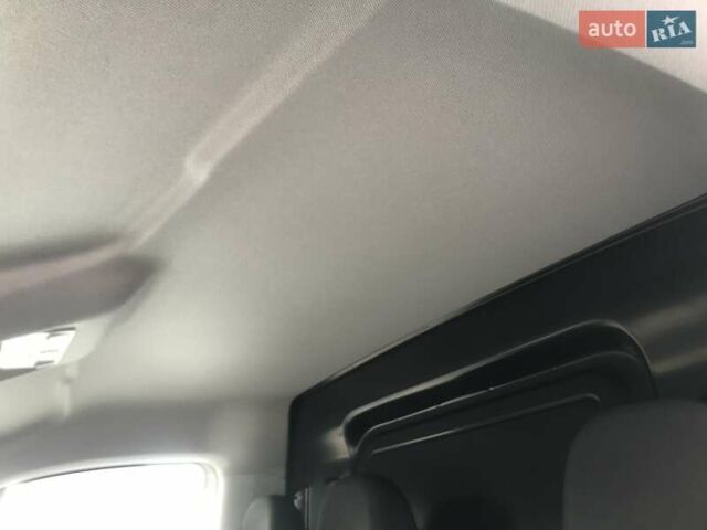 Білий Фольксваген Крафтєр, об'ємом двигуна 2 л та пробігом 290 тис. км за 20500 $, фото 62 на Automoto.ua