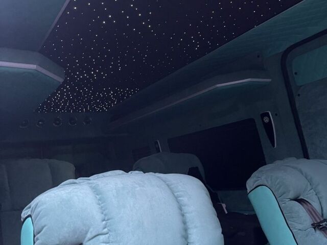 Белый Фольксваген Крафтер, объемом двигателя 2 л и пробегом 205 тыс. км за 65000 $, фото 10 на Automoto.ua