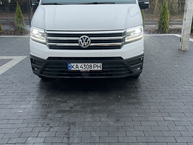 Белый Фольксваген Крафтер, объемом двигателя 2 л и пробегом 205 тыс. км за 65000 $, фото 2 на Automoto.ua