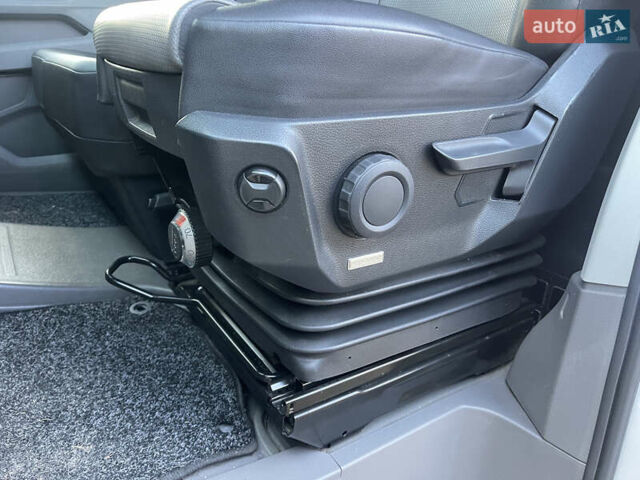 Белый Фольксваген Крафтер, объемом двигателя 1.97 л и пробегом 232 тыс. км за 23226 $, фото 63 на Automoto.ua