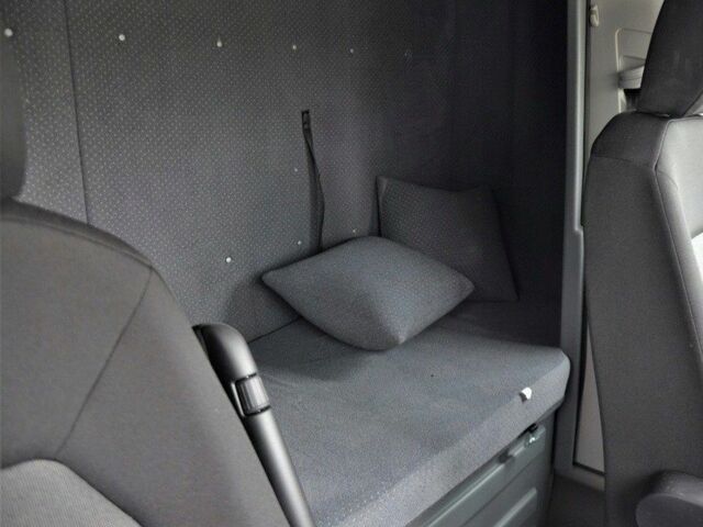 Білий Фольксваген Крафтєр, об'ємом двигуна 2 л та пробігом 527 тис. км за 25215 $, фото 7 на Automoto.ua