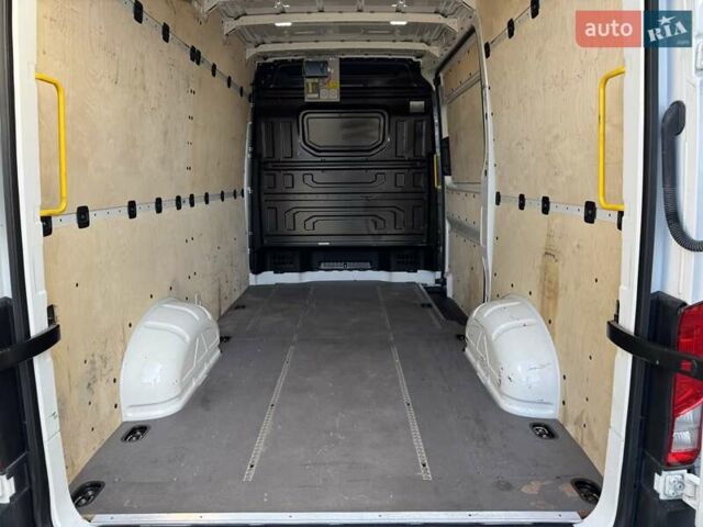 Белый Фольксваген Крафтер, объемом двигателя 2 л и пробегом 188 тыс. км за 26900 $, фото 26 на Automoto.ua