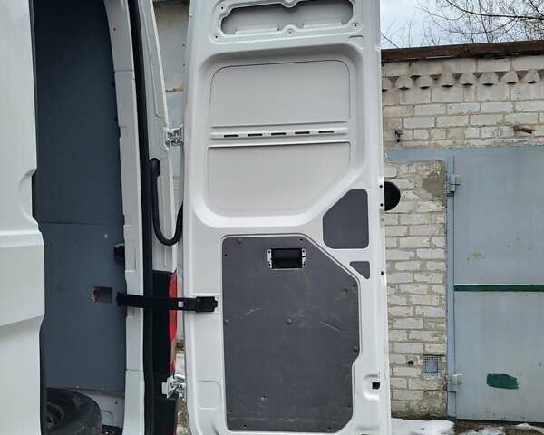 Белый Фольксваген Крафтер, объемом двигателя 1.97 л и пробегом 234 тыс. км за 21900 $, фото 22 на Automoto.ua