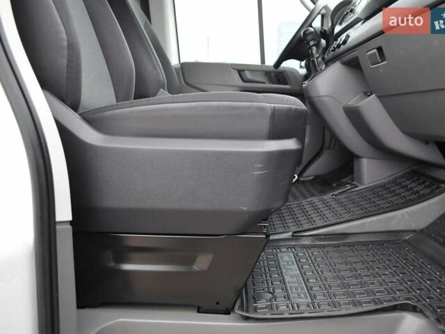 Фольксваген Крафтєр 2021 у Києві на Automoto.ua Білий Фольксваген Крафтєр, об'ємом двигуна 2 л та пробігом 129 тис. км за 28000 $, фото 32 на Automoto.ua