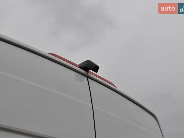 Фольксваген Крафтєр 2021 у Києві на Automoto.ua Білий Фольксваген Крафтєр, об'ємом двигуна 1.97 л та пробігом 197 тис. км за 26500 $, фото 19 на Automoto.ua