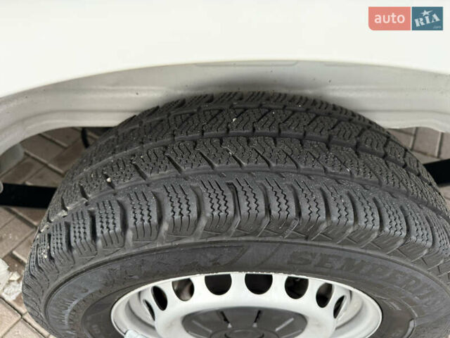 Фольксваген Крафтєр 2021 у Києві на Automoto.ua Білий Фольксваген Крафтєр, об'ємом двигуна 2 л та пробігом 258 тис. км за 23999 $, фото 46 на Automoto.ua