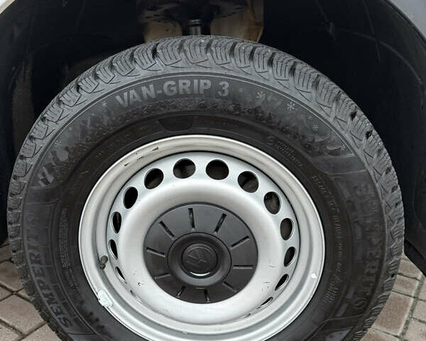 Фольксваген Крафтєр 2021 у Києві на Automoto.ua Білий Фольксваген Крафтєр, об'ємом двигуна 2 л та пробігом 258 тис. км за 23999 $, фото 43 на Automoto.ua