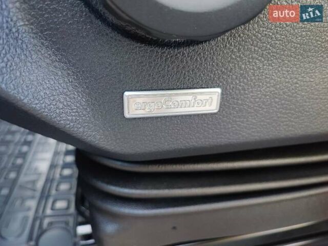 Білий Фольксваген Крафтєр, об'ємом двигуна 2 л та пробігом 201 тис. км за 25900 $, фото 50 на Automoto.ua
