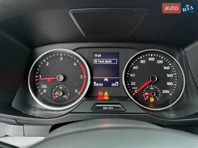 Фольксваген Крафтєр 2021 у Києві на Automoto.ua Білий Фольксваген Крафтєр, об'ємом двигуна 2 л та пробігом 258 тис. км за 23999 $, фото 66 на Automoto.ua