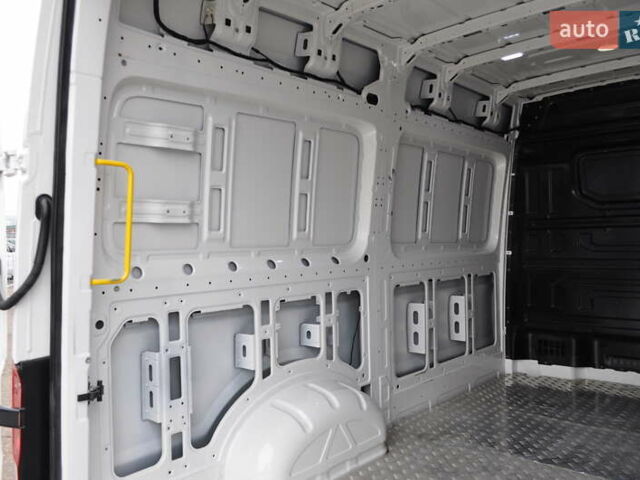 Фольксваген Крафтєр 2021 у Києві на Automoto.ua Білий Фольксваген Крафтєр, об'ємом двигуна 1.97 л та пробігом 197 тис. км за 26500 $, фото 39 на Automoto.ua