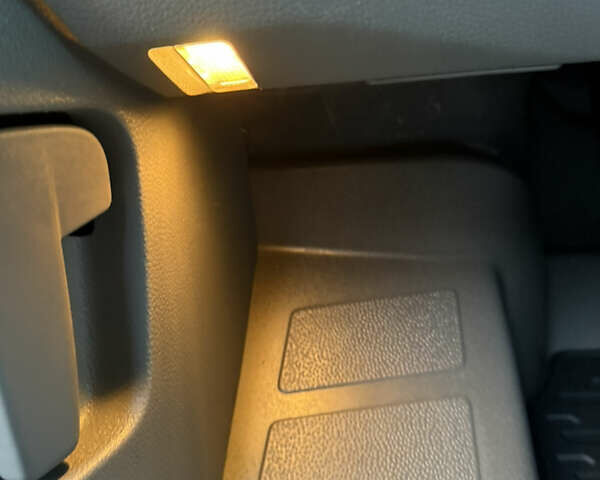 Фольксваген Крафтєр 2021 у Києві на Automoto.ua Білий Фольксваген Крафтєр, об'ємом двигуна 2 л та пробігом 258 тис. км за 23999 $, фото 87 на Automoto.ua