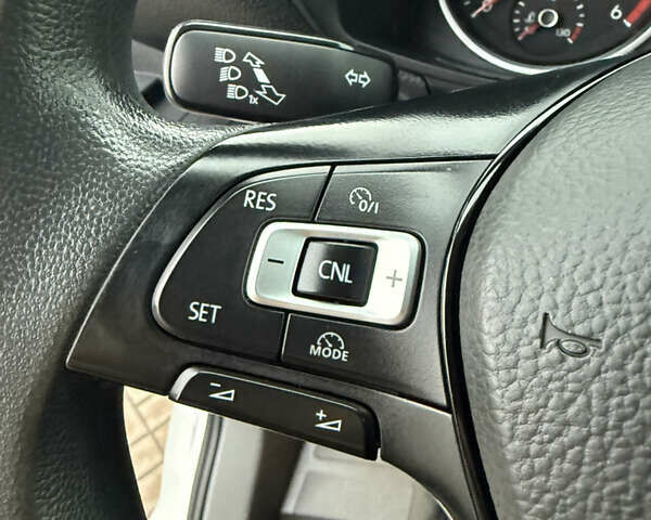 Фольксваген Крафтєр 2021 у Києві на Automoto.ua Білий Фольксваген Крафтєр, об'ємом двигуна 2 л та пробігом 258 тис. км за 23999 $, фото 61 на Automoto.ua