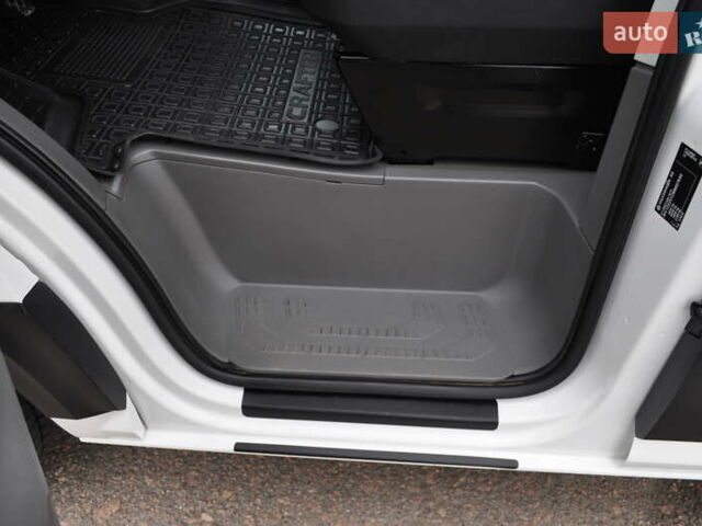 Фольксваген Крафтєр 2021 у Києві на Automoto.ua Білий Фольксваген Крафтєр, об'ємом двигуна 2 л та пробігом 129 тис. км за 28000 $, фото 43 на Automoto.ua