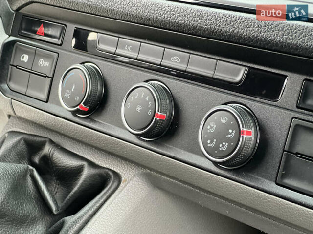 Білий Фольксваген Крафтєр, об'ємом двигуна 2 л та пробігом 223 тис. км за 21600 $, фото 112 на Automoto.ua