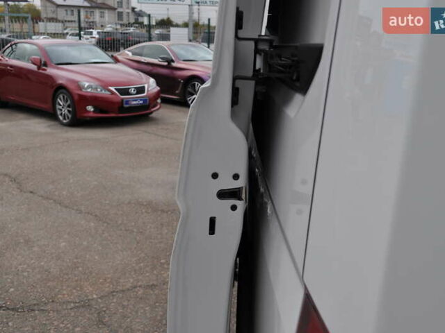 Фольксваген Крафтєр 2021 у Києві на Automoto.ua Білий Фольксваген Крафтєр, об'ємом двигуна 2 л та пробігом 129 тис. км за 28000 $, фото 17 на Automoto.ua