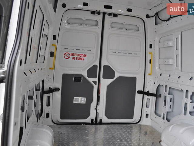 Фольксваген Крафтєр 2021 у Києві на Automoto.ua Білий Фольксваген Крафтєр, об'ємом двигуна 1.97 л та пробігом 197 тис. км за 26500 $, фото 30 на Automoto.ua