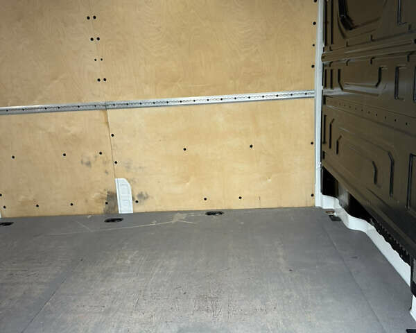 Фольксваген Крафтєр 2021 у Києві на Automoto.ua Білий Фольксваген Крафтєр, об'ємом двигуна 2 л та пробігом 258 тис. км за 23999 $, фото 89 на Automoto.ua