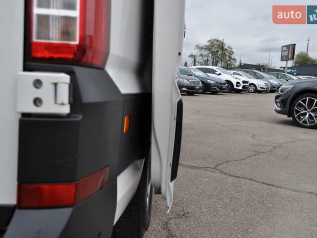 Фольксваген Крафтєр 2021 у Києві на Automoto.ua Білий Фольксваген Крафтєр, об'ємом двигуна 1.97 л та пробігом 197 тис. км за 26500 $, фото 22 на Automoto.ua