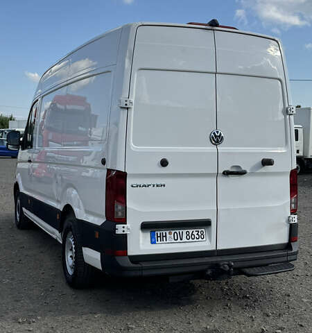 Белый Фольксваген Крафтер, объемом двигателя 1.97 л и пробегом 268 тыс. км за 18700 $, фото 2 на Automoto.ua