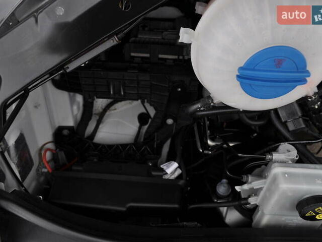 Фольксваген Крафтєр 2021 у Києві на Automoto.ua Білий Фольксваген Крафтєр, об'ємом двигуна 2 л та пробігом 129 тис. км за 28000 $, фото 62 на Automoto.ua