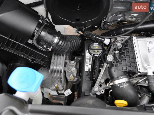 Фольксваген Крафтєр 2021 у Києві на Automoto.ua Білий Фольксваген Крафтєр, об'ємом двигуна 1.97 л та пробігом 197 тис. км за 26500 $, фото 77 на Automoto.ua