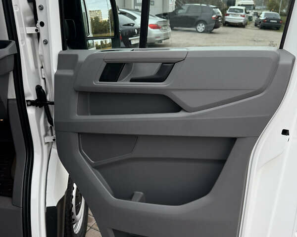 Фольксваген Крафтєр 2021 у Києві на Automoto.ua Білий Фольксваген Крафтєр, об'ємом двигуна 2 л та пробігом 258 тис. км за 23999 $, фото 78 на Automoto.ua