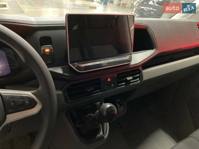 Белый Фольксваген Крафтер, объемом двигателя 1.97 л и пробегом 12 тыс. км за 40000 $, фото 4 на Automoto.ua