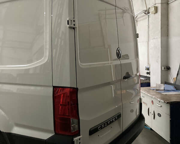 Белый Фольксваген Крафтер, объемом двигателя 1.97 л и пробегом 12 тыс. км за 40000 $, фото 3 на Automoto.ua