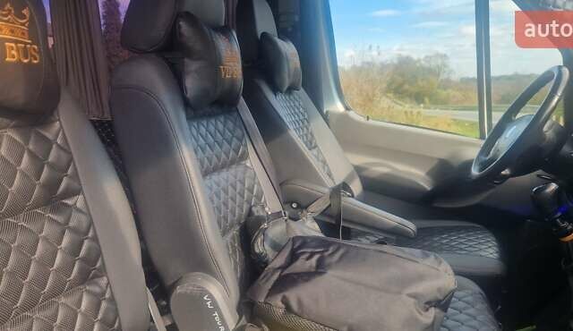 Белый Фольксваген Крафтер, объемом двигателя 2.46 л и пробегом 170 тыс. км за 13700 $, фото 14 на Automoto.ua