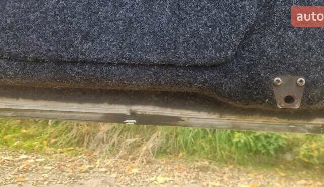 Белый Фольксваген Крафтер, объемом двигателя 2.46 л и пробегом 170 тыс. км за 13700 $, фото 11 на Automoto.ua