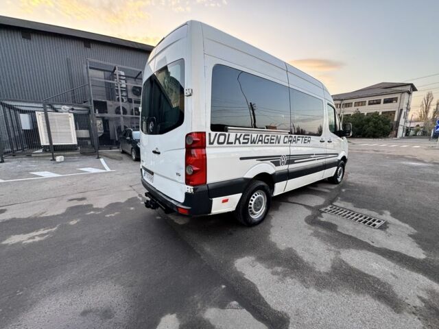 Белый Фольксваген Крафтер, объемом двигателя 2.5 л и пробегом 350 тыс. км за 9200 $, фото 3 на Automoto.ua