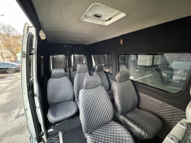 Белый Фольксваген Крафтер, объемом двигателя 2.5 л и пробегом 350 тыс. км за 9200 $, фото 18 на Automoto.ua