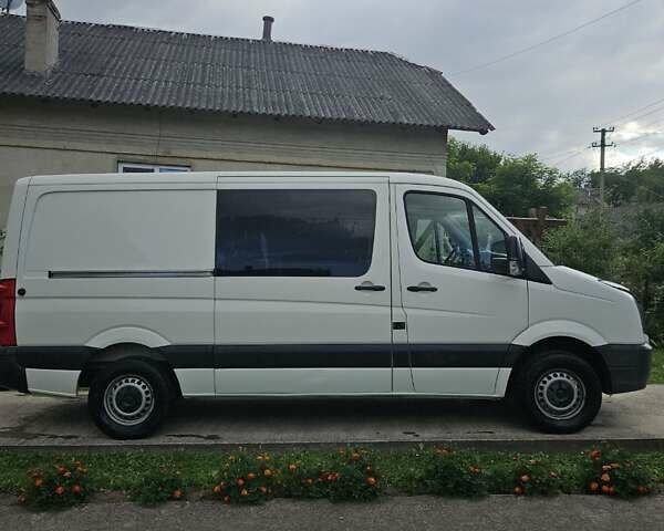 Белый Фольксваген Крафтер, объемом двигателя 1.97 л и пробегом 162 тыс. км за 14000 $, фото 4 на Automoto.ua