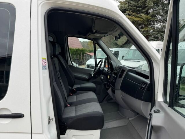 Білий Фольксваген Крафтєр, об'ємом двигуна 2 л та пробігом 215 тис. км за 9000 $, фото 8 на Automoto.ua