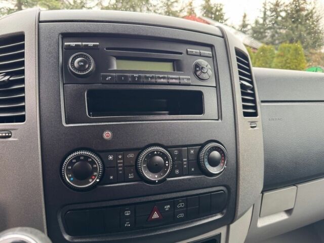 Білий Фольксваген Крафтєр, об'ємом двигуна 2 л та пробігом 215 тис. км за 9000 $, фото 12 на Automoto.ua