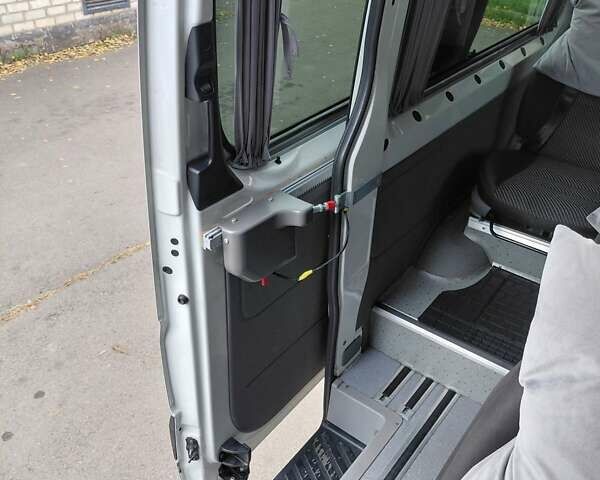 Белый Фольксваген Крафтер, объемом двигателя 1.97 л и пробегом 346 тыс. км за 21300 $, фото 17 на Automoto.ua