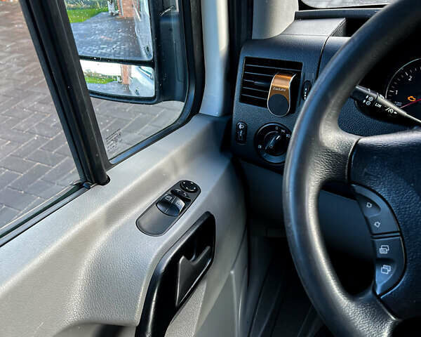 Білий Фольксваген Крафтєр, об'ємом двигуна 1.97 л та пробігом 518 тис. км за 19900 $, фото 19 на Automoto.ua