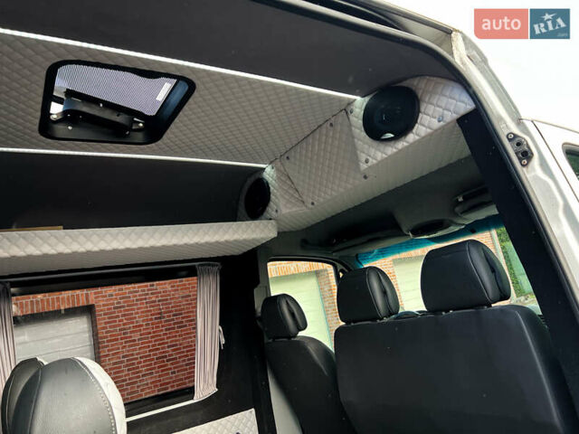 Білий Фольксваген Крафтєр, об'ємом двигуна 1.97 л та пробігом 518 тис. км за 19900 $, фото 11 на Automoto.ua