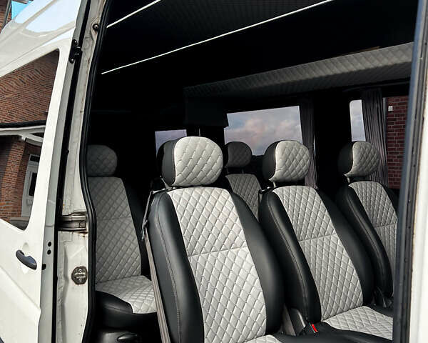 Білий Фольксваген Крафтєр, об'ємом двигуна 1.97 л та пробігом 518 тис. км за 19900 $, фото 9 на Automoto.ua