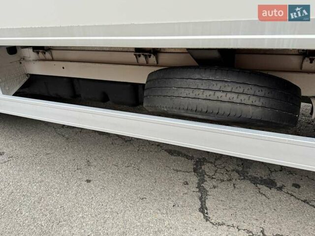 Белый Фольксваген Крафтер, объемом двигателя 2 л и пробегом 243 тыс. км за 21499 $, фото 18 на Automoto.ua