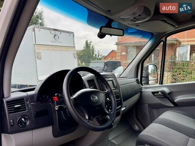 Белый Фольксваген Крафтер, объемом двигателя 2 л и пробегом 243 тыс. км за 21499 $, фото 22 на Automoto.ua